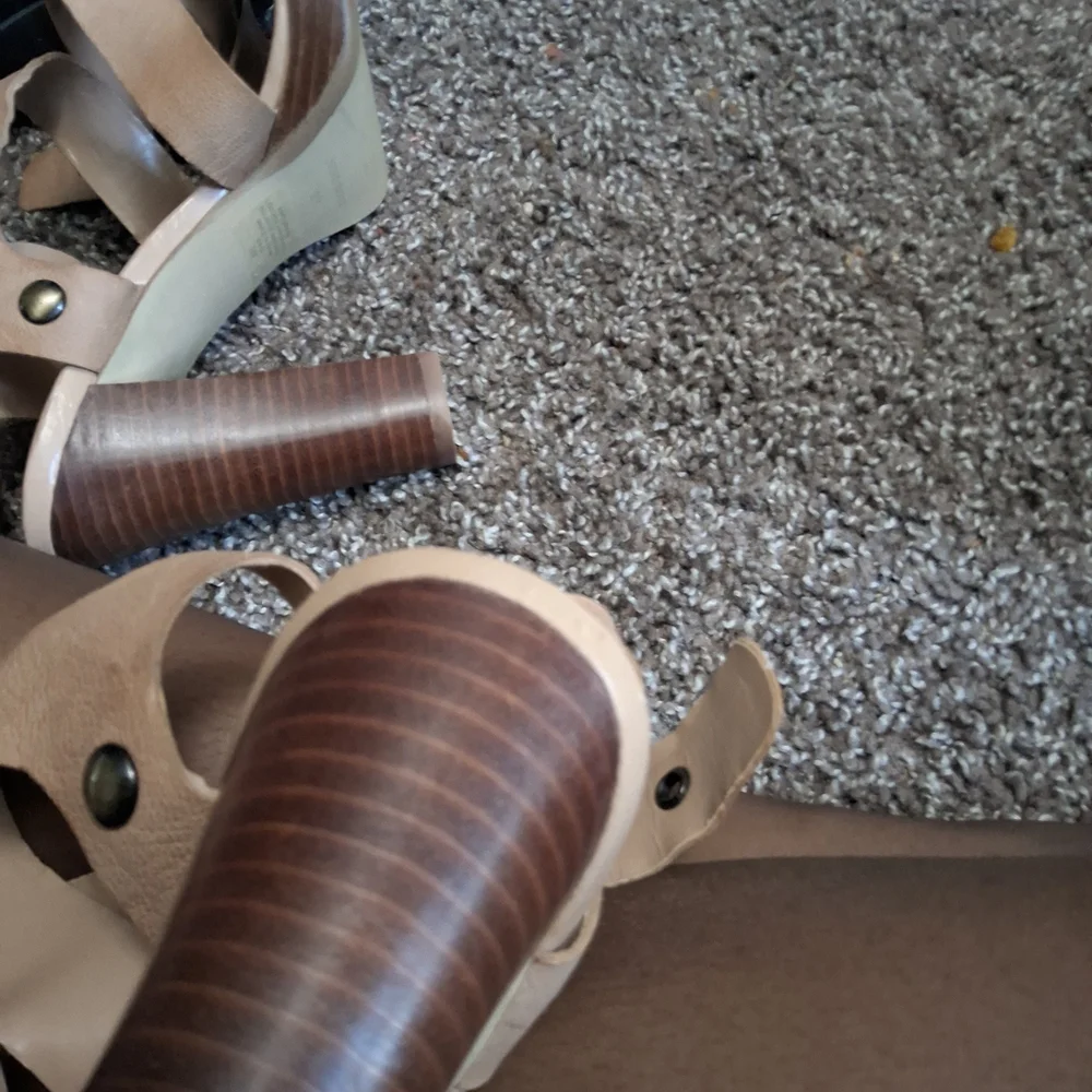 Nine West Tan Block Heel Sandals - Picture 3 of 11